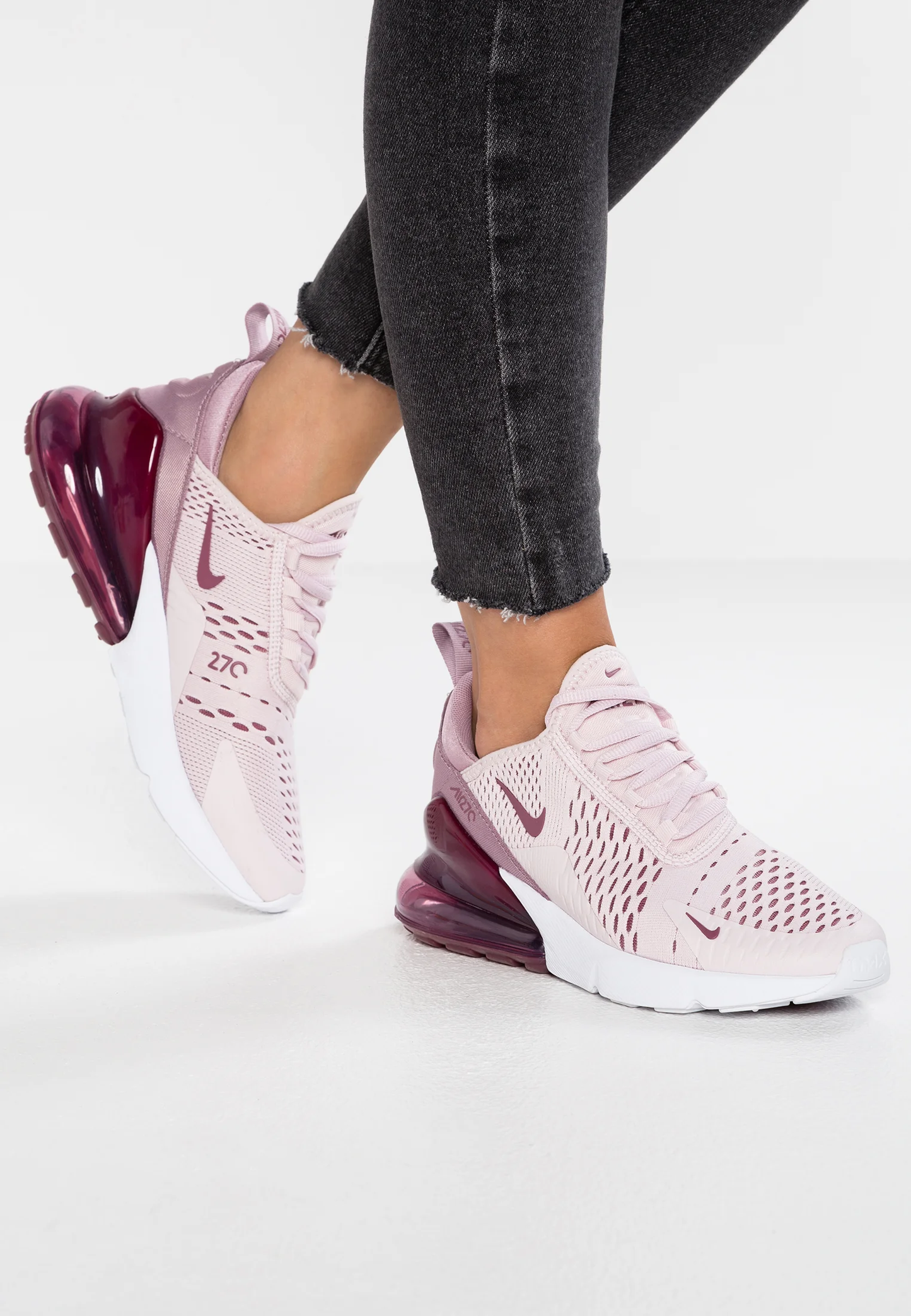 Nike Air Max 270 - UNISEX